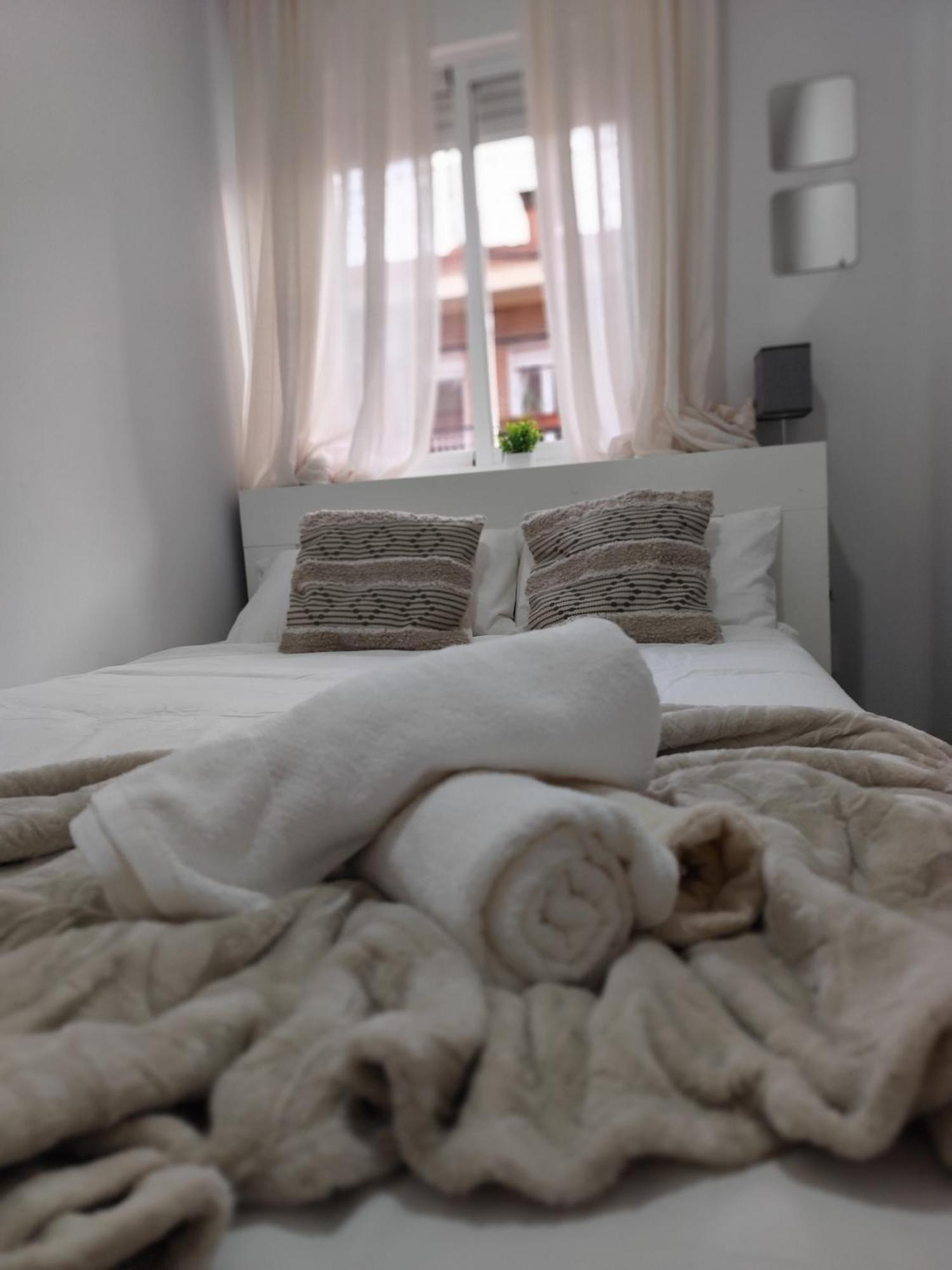 Cozy Apartment In The Heart Of Madrid Ngoại thất bức ảnh